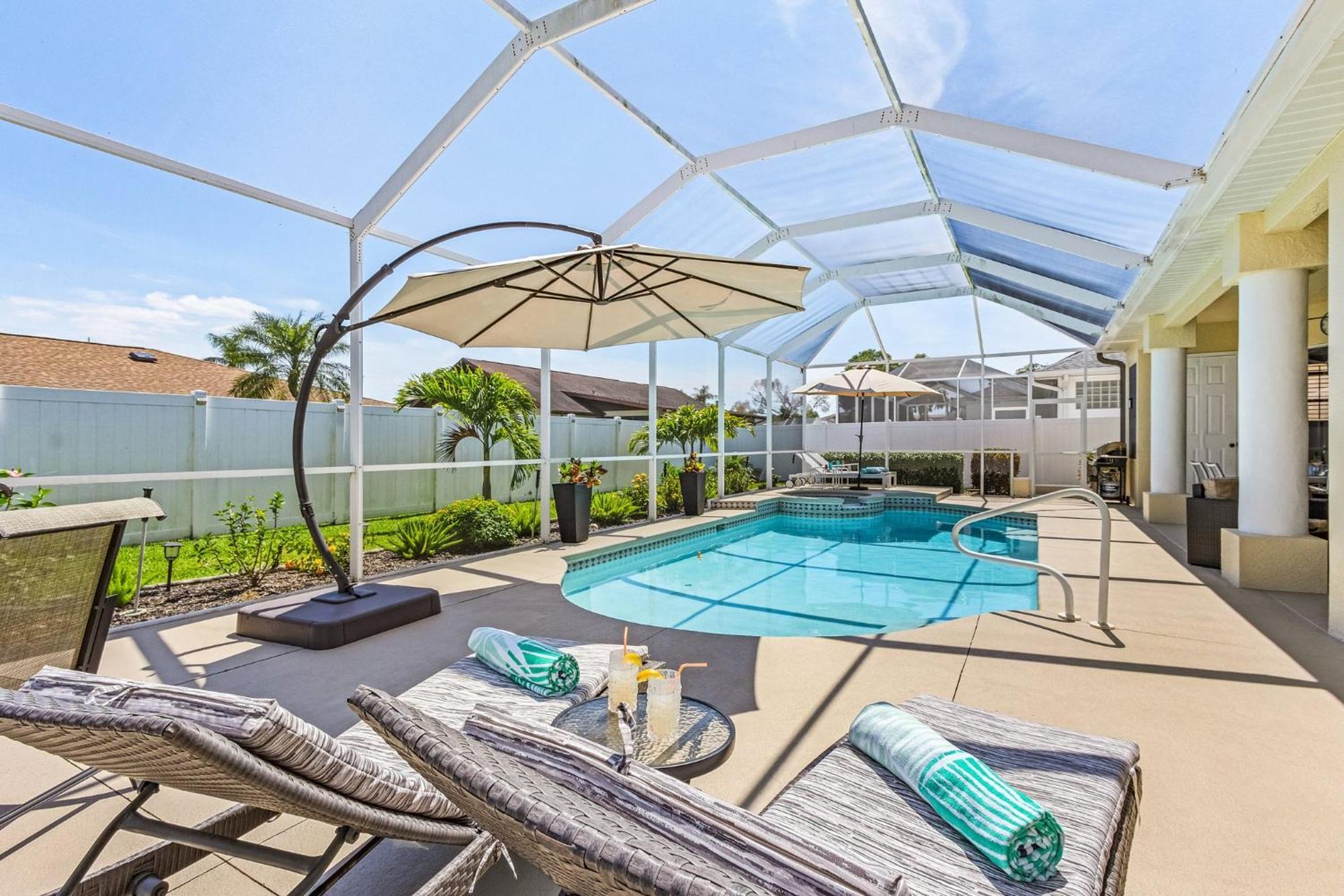 Villa-Haze, Lots Of Privacy, Solar & Electric Heated Pool And Spa Cape Coral Extérieur photo