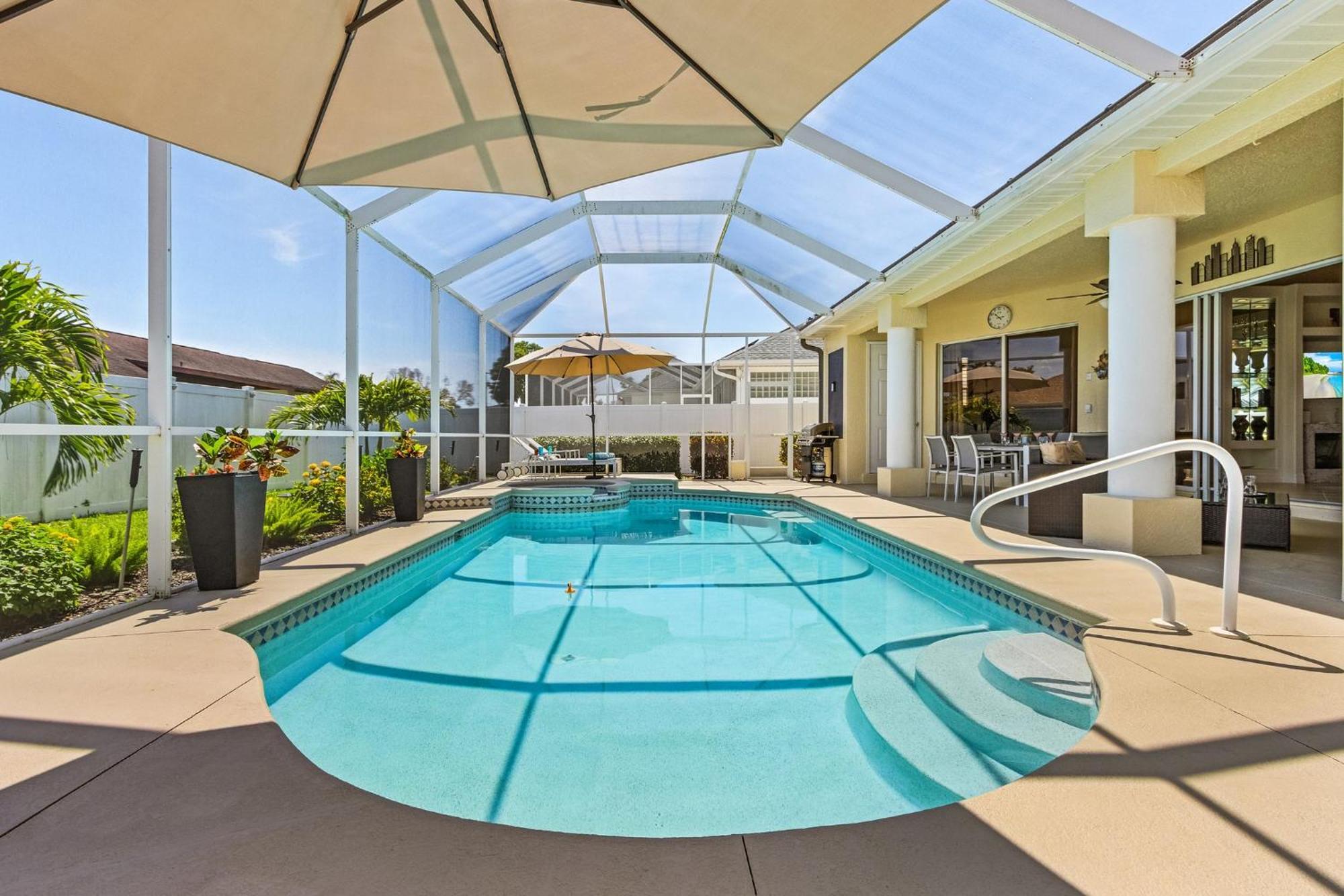 Villa-Haze, Lots Of Privacy, Solar & Electric Heated Pool And Spa Cape Coral Extérieur photo